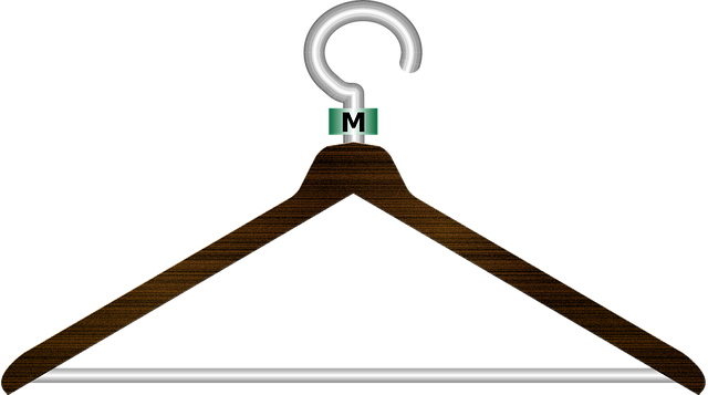 ramínko ve skříni